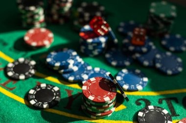optik NetEnt slot game interface showing reels and payout options